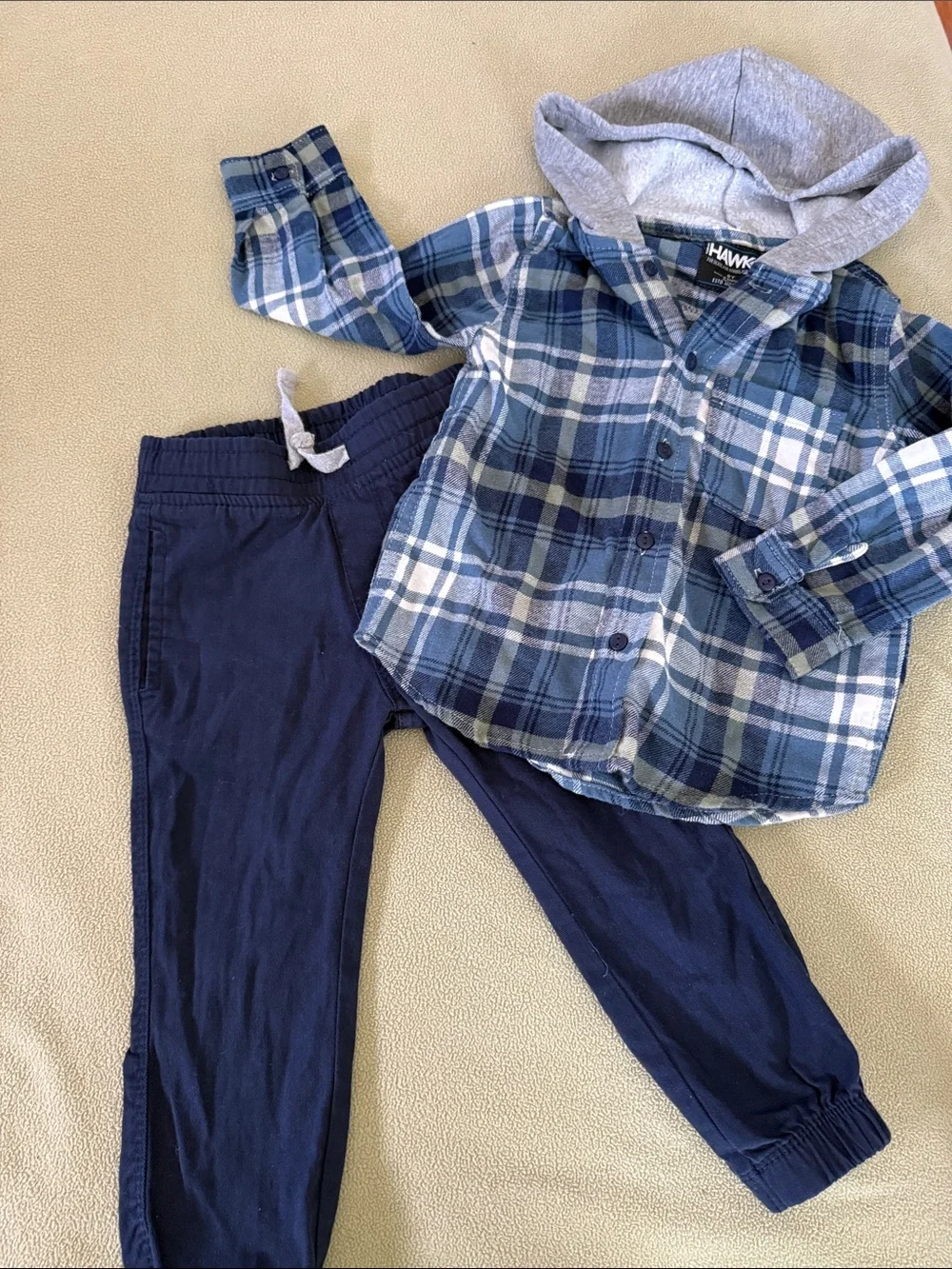 Under Armour and Tony Hawk Kids Clothing, 7 pieces